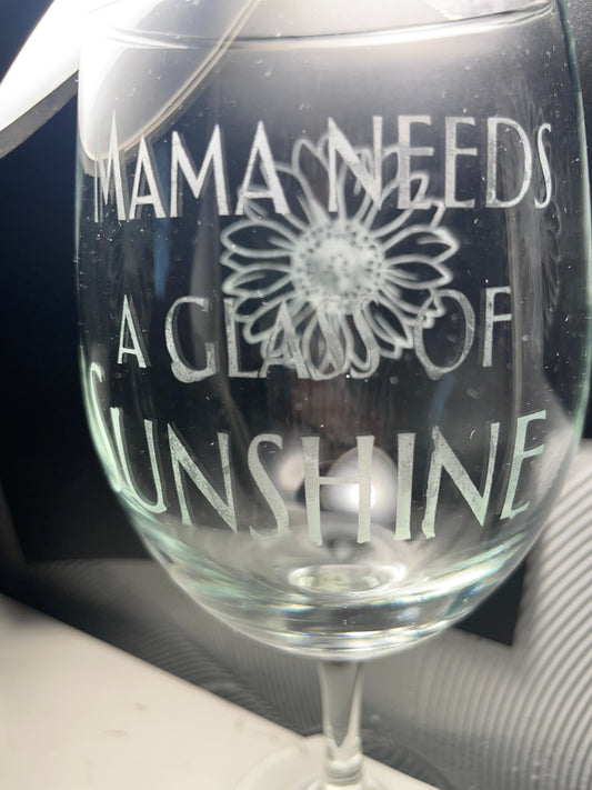 Mom Etched Wine Glass