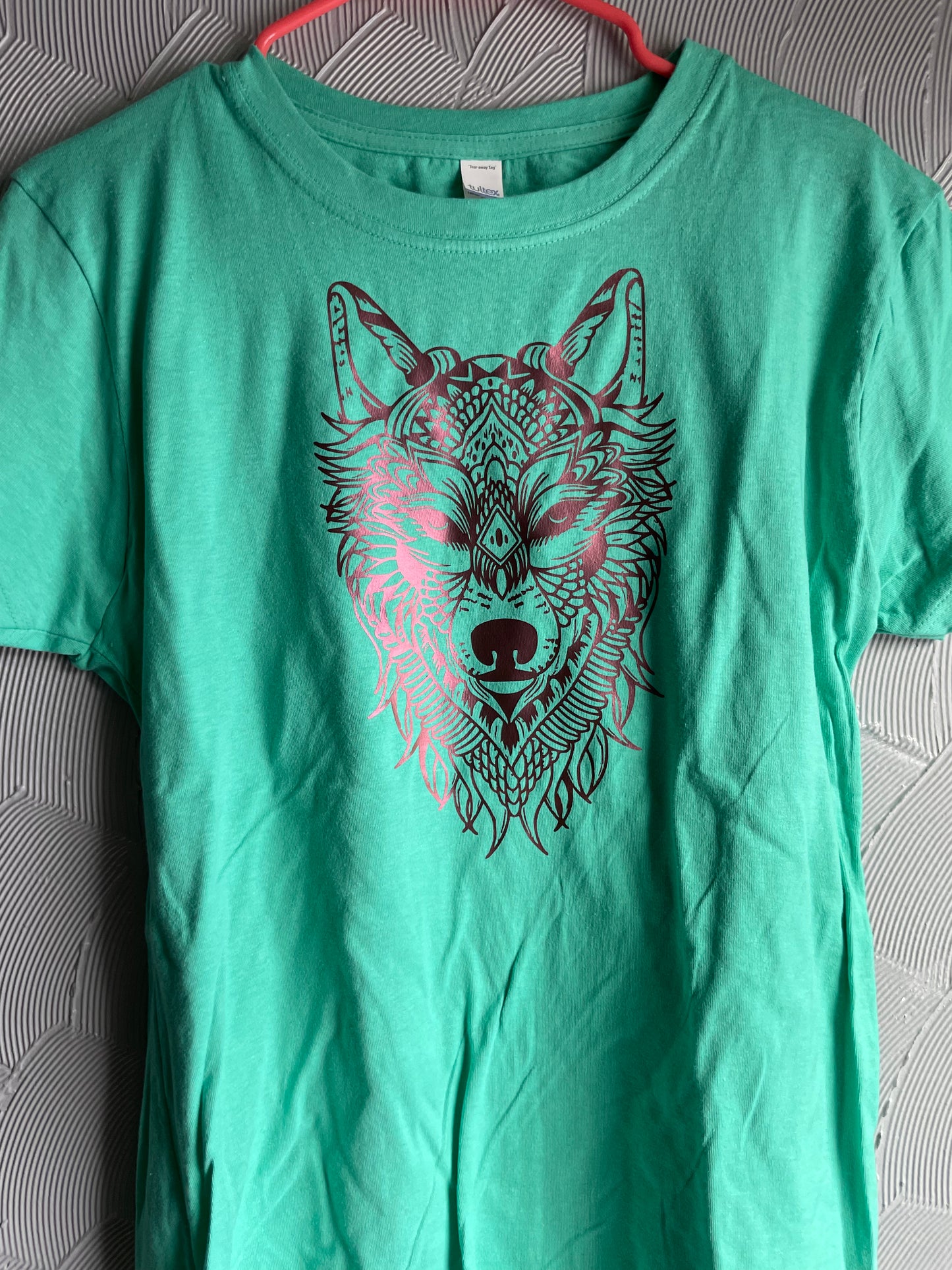 Wolf Graphic Tee